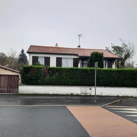 Appart Jardin Kennedy Apartment Cholet